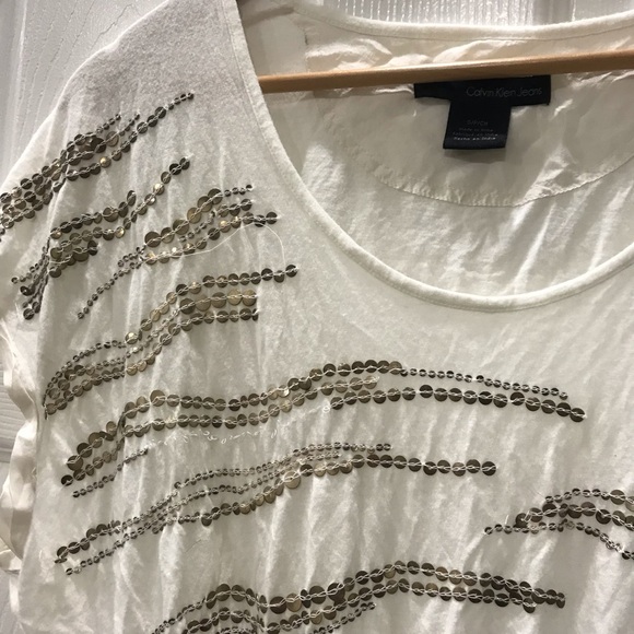 White with gold sequin CK top - Picture 2 of 3